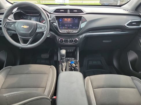Used 2021 Chevrolet TrailBlazer LT w/ Convenience Package AWD/4WD image 13