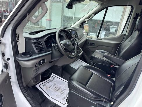 Used 2025 Ford Transit 250 148 Medium Roof Extended AWD image 11