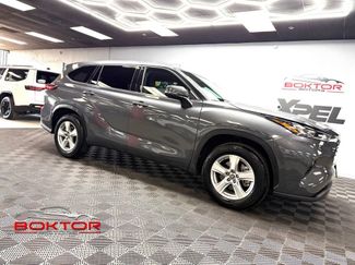 Used 2020 Toyota Highlander LE FWD video 1