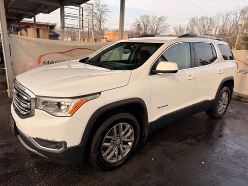 Used 2019 GMC Acadia SLE w/ Driver Alert Package I image 8