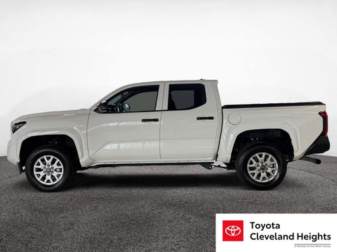 Certified 2025 Toyota Tacoma SR w/ SR Upgrade Package AWD/4WD image 8