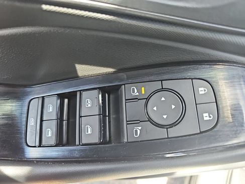Certified 2024 Nissan Rogue S FWD image 26