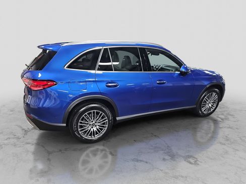 New 2026 Mercedes-Benz GLC 300 image 3