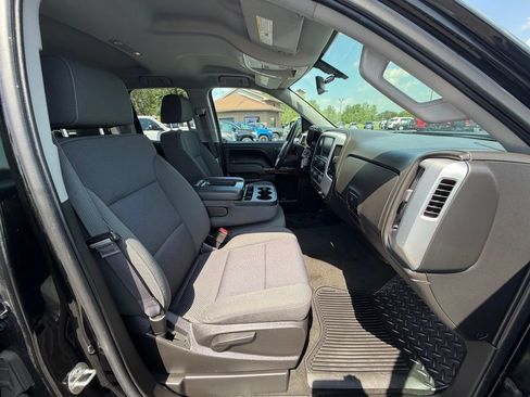 Used 2017 GMC Sierra 1500 SLE w/ SLE Value Package AWD/4WD image 25
