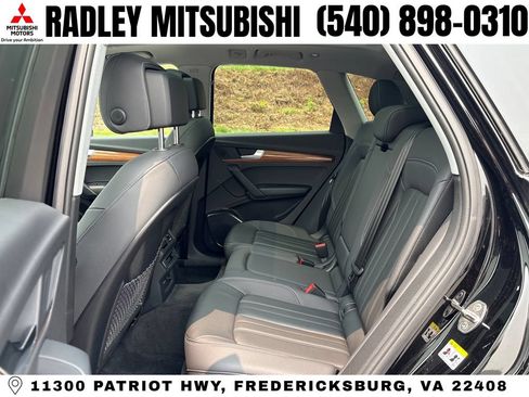 Used 2023 Audi Q5 2.0T Premium w/ Convenience Package AWD/4WD image 12
