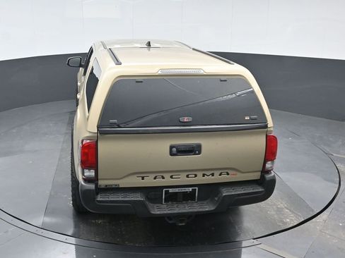 Used 2019 Toyota Tacoma TRD Off-Road image 20