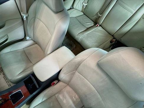 Used 2011 Lexus ES 350 FWD image 19