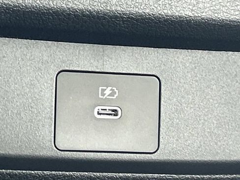New 2026 Nissan Sentra SV w/ SV Convenience Package FWD image 19