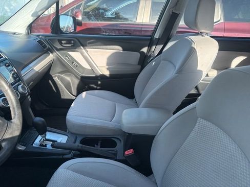 Used 2016 Subaru Forester 2.5i Premium w/ All-Weather Package AWD/4WD image 13