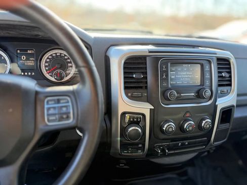 Used 2016 RAM 1500 Classic SLT image 18