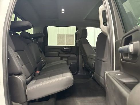 Used 2022 Chevrolet Silverado 3500 LT image 14