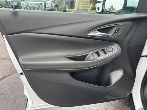 Used 2023 Buick Encore GX Preferred image 10