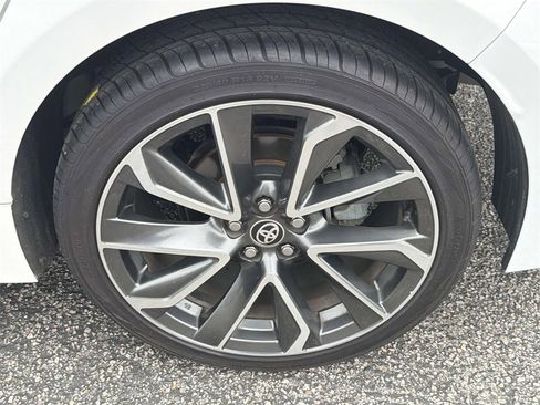 Used 2020 Toyota Corolla SE image 30