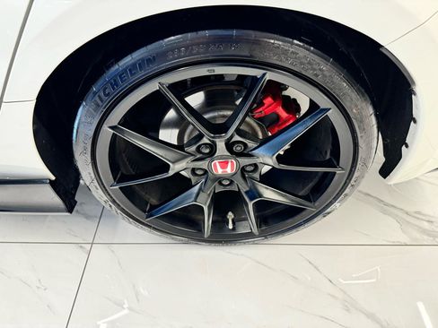 Used 2024 Honda Civic Type R image 29