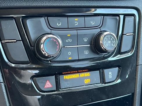 Used 2020 Buick Encore Preferred w/ Safety Package FWD image 23