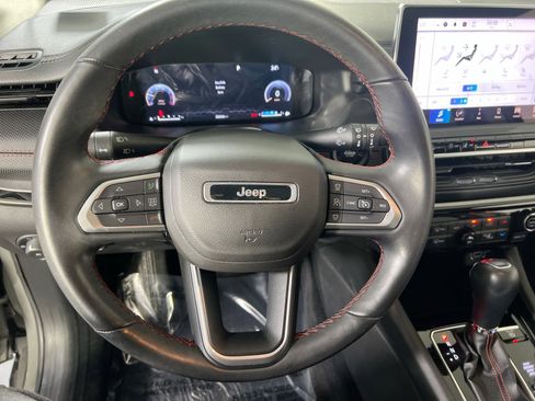 Used 2022 Jeep Compass Trailhawk w/ Trailhawk Elite Group image 11