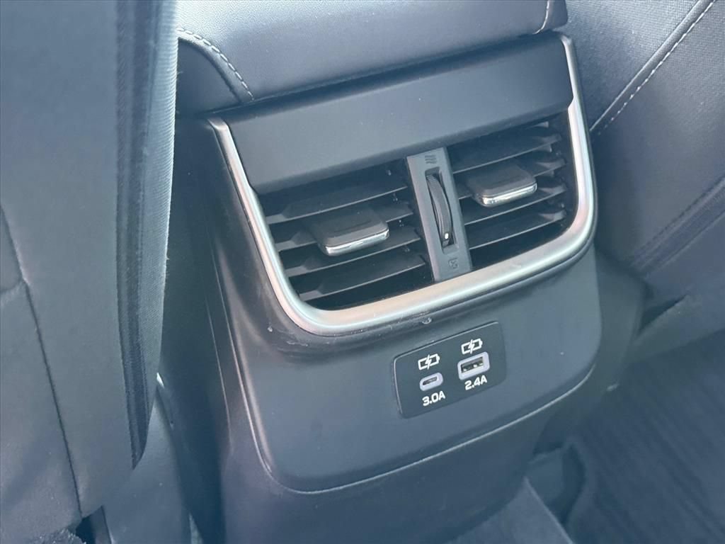 Used 2023 Subaru Legacy Premium AWD/4WD image 12
