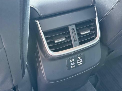 Used 2023 Subaru Legacy Premium AWD/4WD image 12
