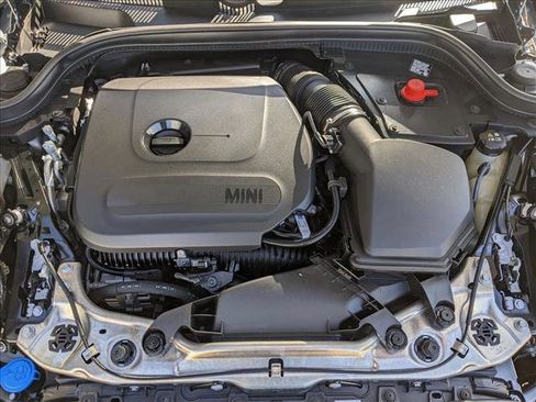 Certified 2025 MINI Cooper 2-Door Hardtop FWD image 21