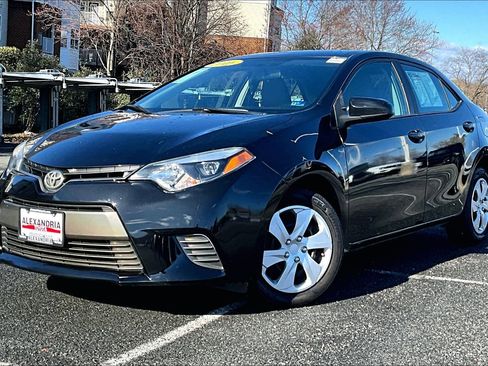 Used 2016 Toyota Corolla LE image 1