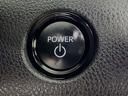 Used 2025 Toyota Camry LE FWD image 22