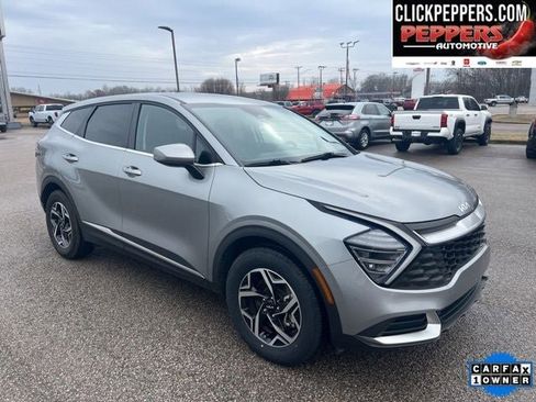 Used 2024 Kia Sportage LX image 8