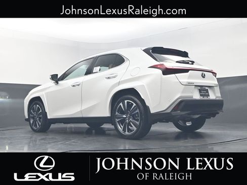 New 2025 Lexus UX 300h FWD image 18