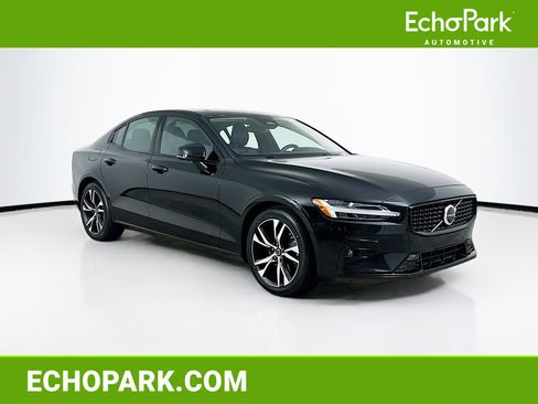 Used 2023 Volvo S60 B5 Plus FWD image 1