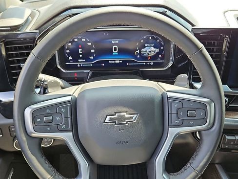 Certified 2025 Chevrolet Silverado 1500 RST w/ Convenience Package II AWD/4WD image 19