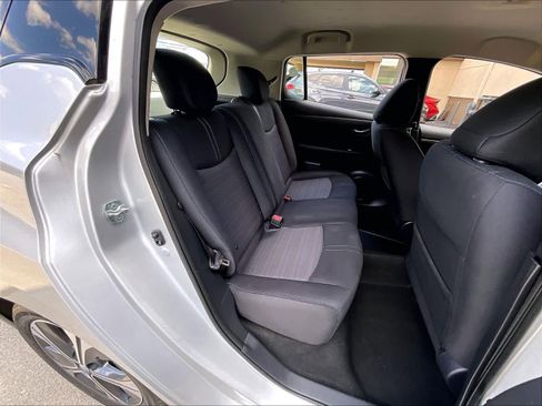 Used 2018 Nissan Leaf SV image 16