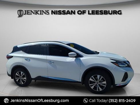 Certified 2024 Nissan Murano SV image 2