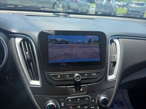 Certified 2024 Chevrolet Malibu LT FWD image 18