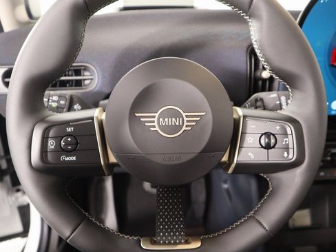 New 2025 MINI Cooper S image 4