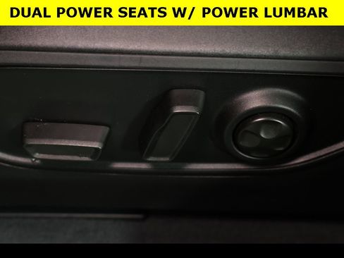 Used 2023 Jeep Grand Cherokee Limited w/ Black Appearance Package image 9