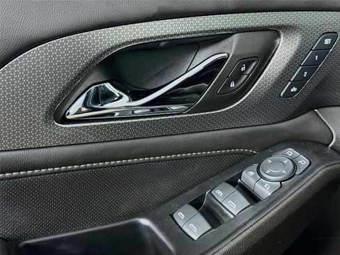 Used 2023 Chevrolet Traverse Premier w/ Redline Edition FWD image 19
