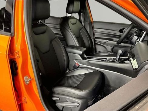 New 2026 Jeep Compass Latitude AWD/4WD image 12