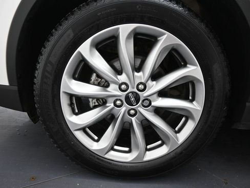 Used 2022 Lincoln Corsair AWD w/ Premium Package image 30
