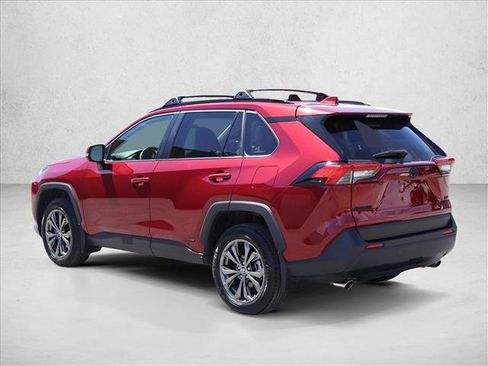 Used 2023 Toyota RAV4 XLE Premium AWD/4WD image 9