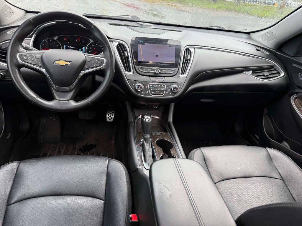Used 2016 Chevrolet Malibu Premier w/ Driver Confidence Package II FWD image 13