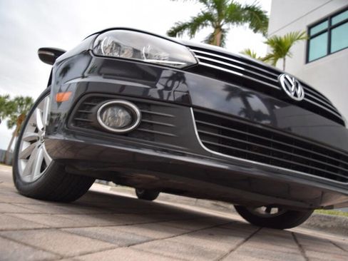 Used 2016 Volkswagen Eos Komfort image 14