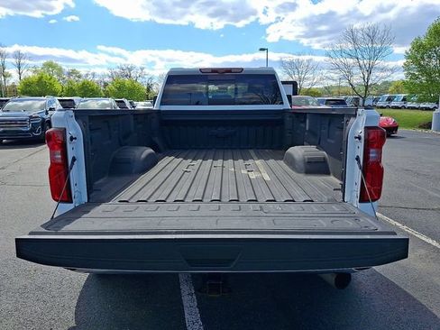 Used 2024 Chevrolet Silverado 3500 LTZ w/ LTZ Plus Package AWD/4WD image 17