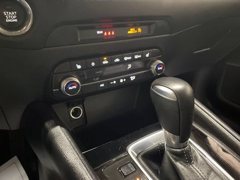 Certified 2025 MAZDA CX-5 AWD 2.5 S w/ Preferred Package image 25