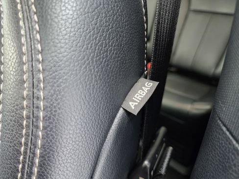 Used 2022 Ford F350 Lariat image 46