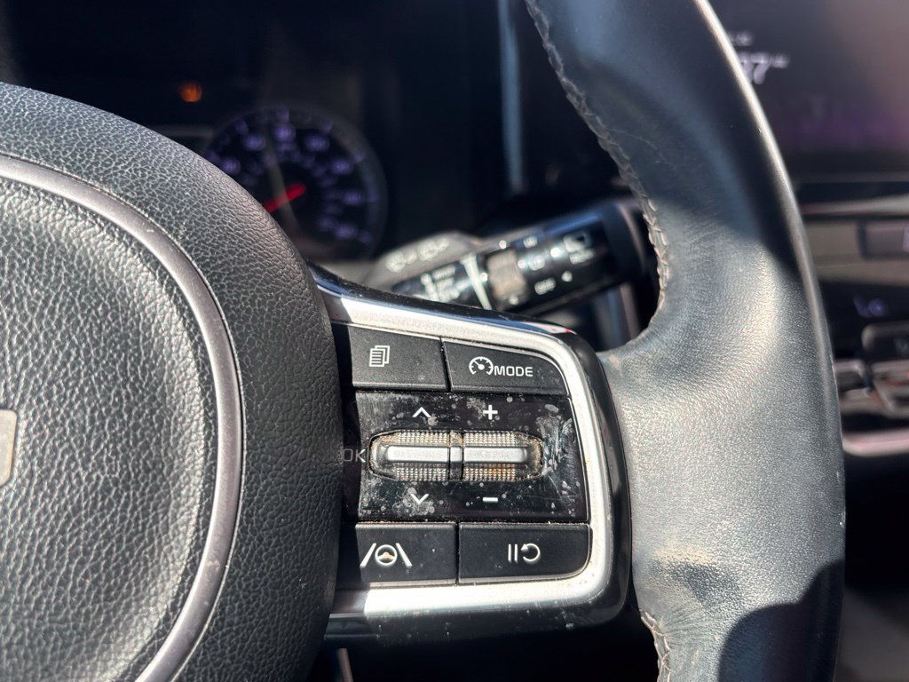 Used 2022 Kia Sorento S FWD image 21