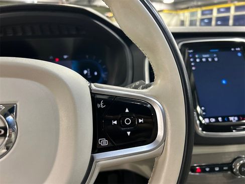 Certified 2023 Volvo XC90 B5 Plus w/ Protection Package Premier image 14