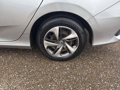 Used 2019 Honda Civic LX image 9