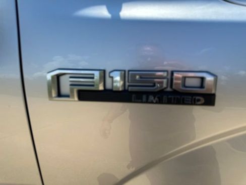 Used 2018 Ford F150 Limited w/ Trailer Tow Package AWD/4WD image 4