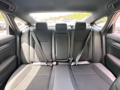 Used 2025 Honda Civic Sport image 26
