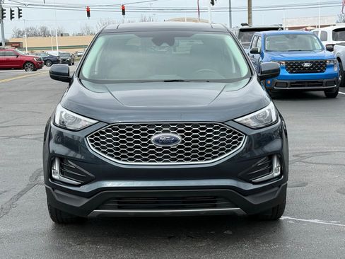 Used 2023 Ford Edge SEL w/ Convenience Package image 8
