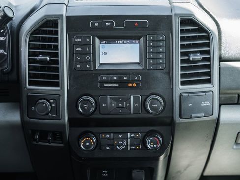 Used 2021 Ford F250 XL w/ STX Appearance Package RWD image 29